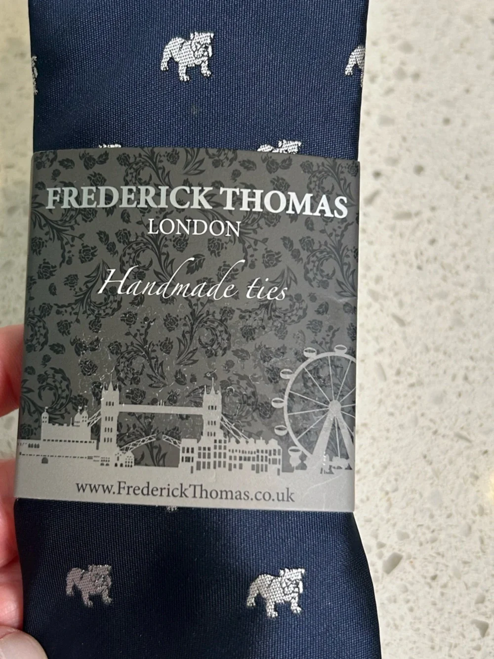 Frederick Thomas London Navy British‎ Bulldog Handmade Tie NWT
